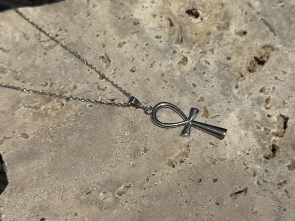 ANKH KOLYE